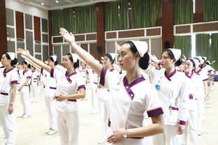 不學禮，無以立 河南華信民生健康產(chǎn)業(yè)集團舉辦優(yōu)質(zhì)護理禮儀服務培訓會議